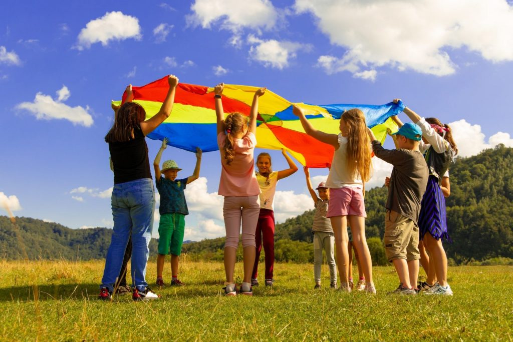 niños jugando 