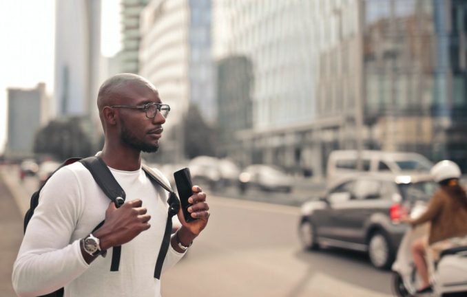 Aprender un nuevo idioma es ideal para poder vivir en el extranjero.