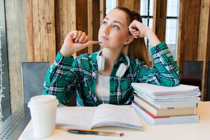 La mayoría de estudiantes deciden qué estudiar según sus gustos, preferencias personales o vocación.