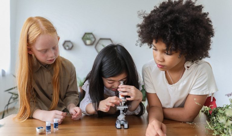 ¿Por qué fomentar el interés a la ciencia en los niños?